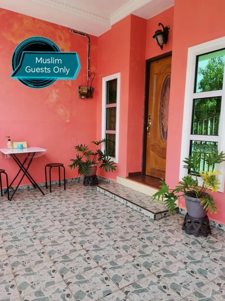 Jaya Holiday home